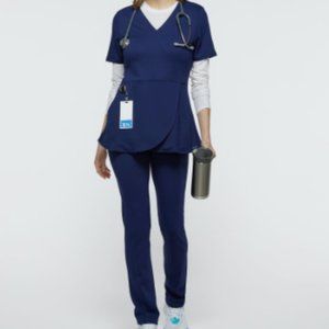 JAANUU \\ Women's Mock-Wrap Tulip Top